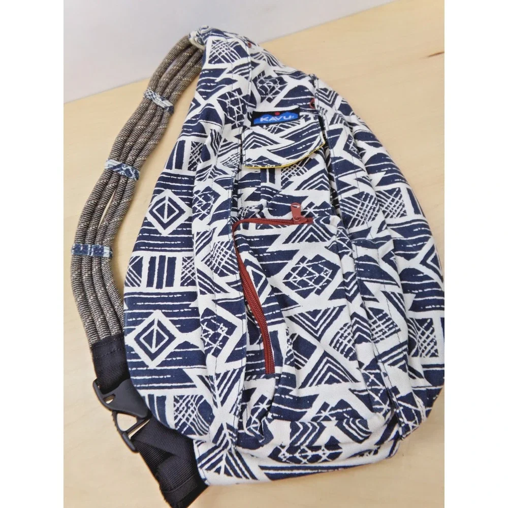 Kavu  Rope Sling Bag 100 % Cotton Cross Body Backpack 3 Zippered Pockets‎ Blue